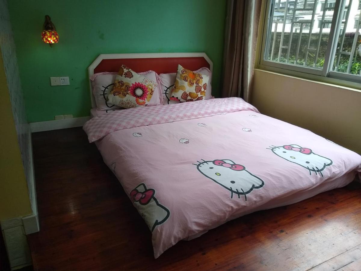 Yangshuo How Flowers Hostel エクステリア 写真