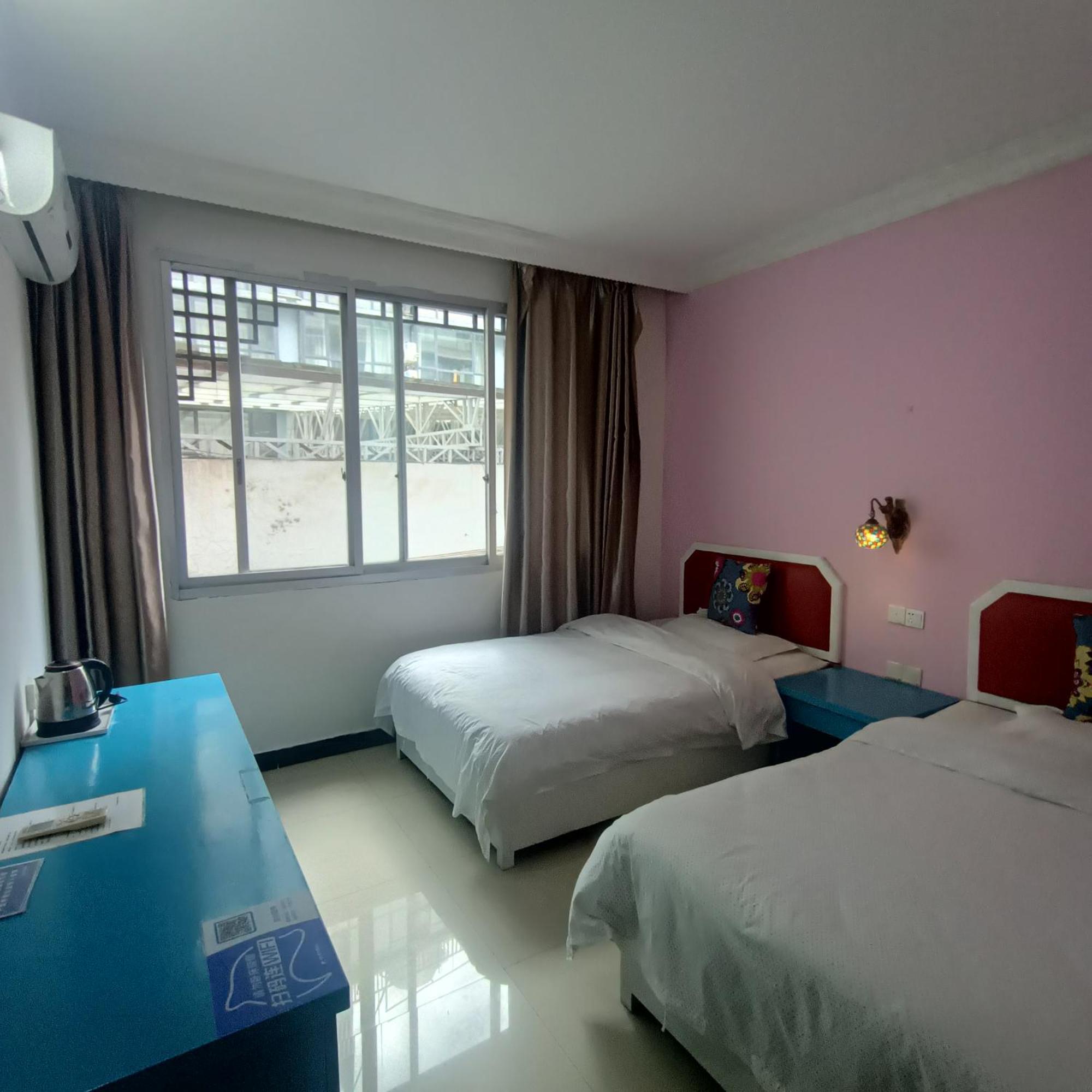 Yangshuo How Flowers Hostel エクステリア 写真