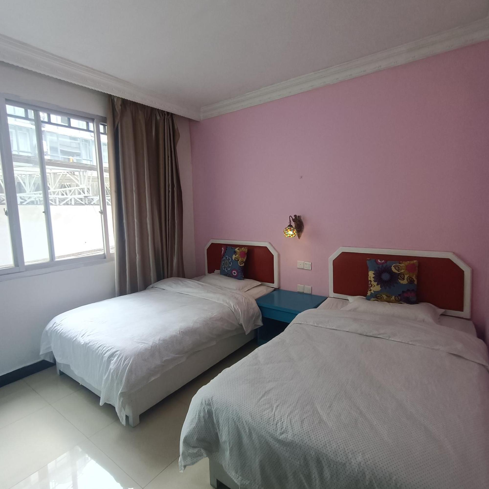 Yangshuo How Flowers Hostel エクステリア 写真