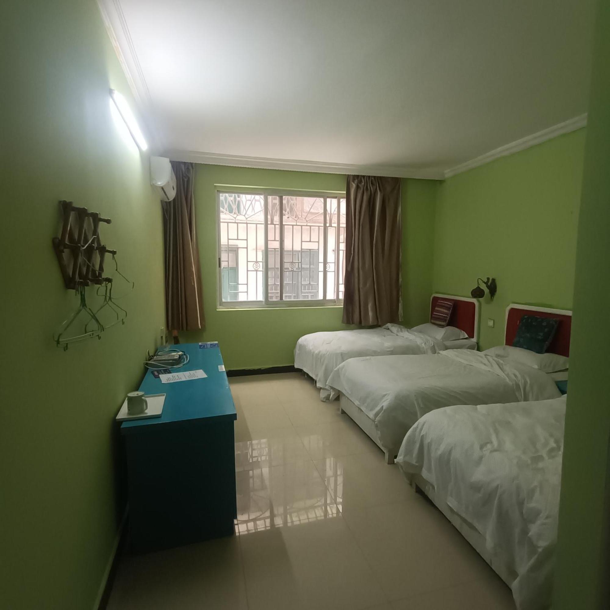 Yangshuo How Flowers Hostel エクステリア 写真