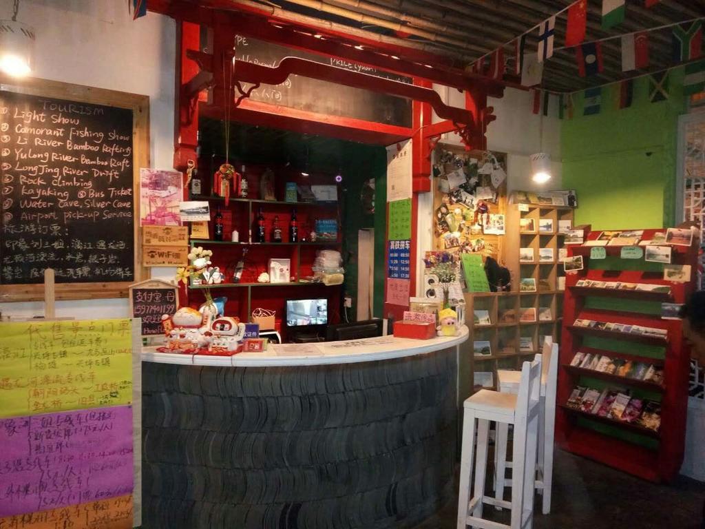 Yangshuo How Flowers Hostel エクステリア 写真