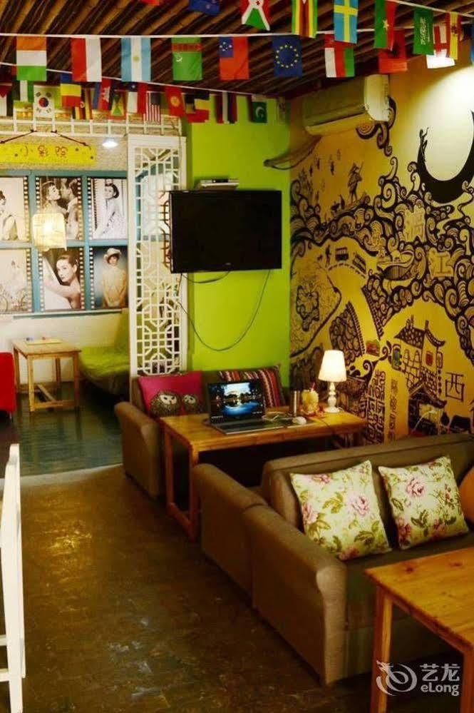 Yangshuo How Flowers Hostel エクステリア 写真