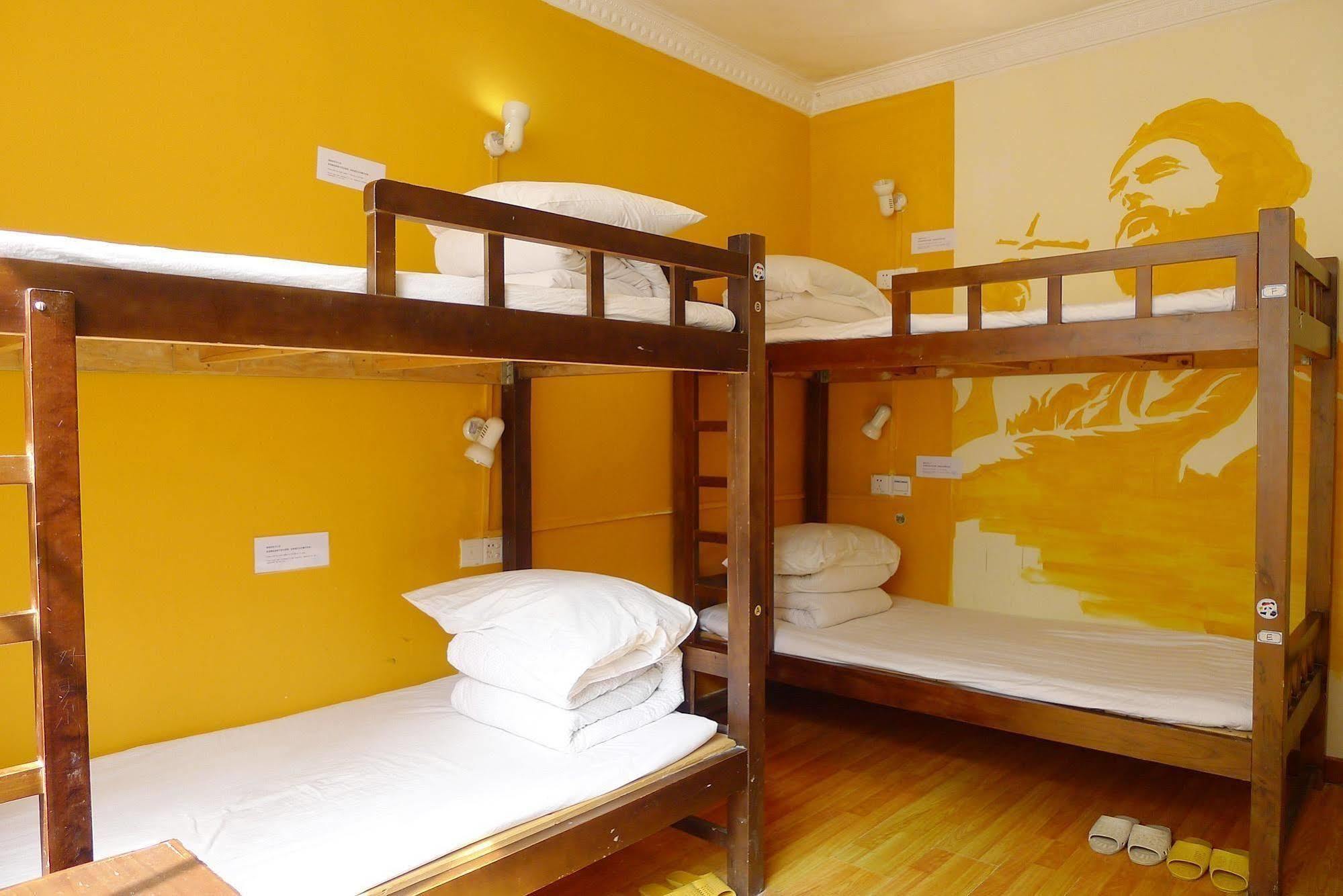 Yangshuo How Flowers Hostel エクステリア 写真