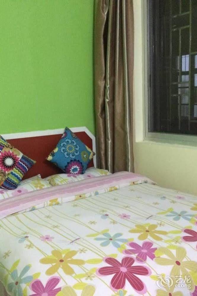 Yangshuo How Flowers Hostel エクステリア 写真